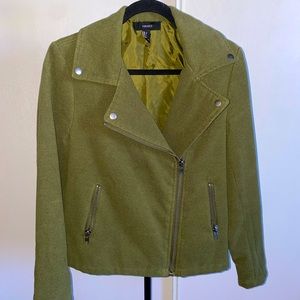 Cozy olive green jacket